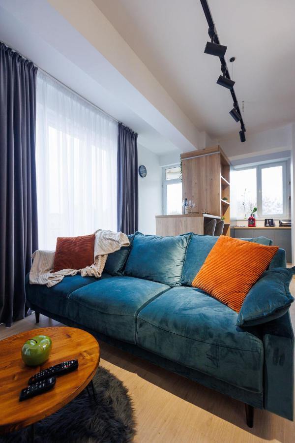 Touchdown Apartment Near Bucharest Airport Otopeni Exterior foto